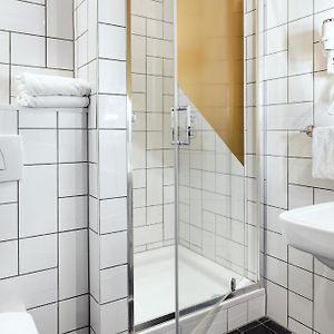 Deluxe Zimmer mit Kingsize-Bett